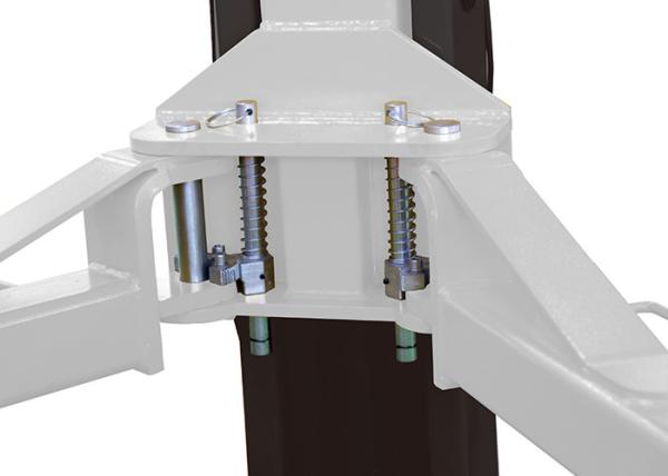 4.5T Car Lifting Equipment 1900mm Auto Hoist 2 Post Garage Lift With Asymmetric Arms