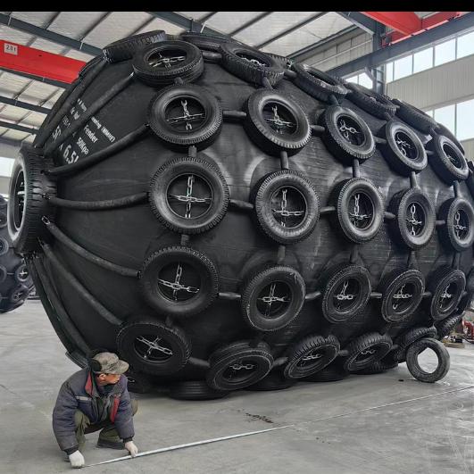 Henger's Pneumatic Rubber Fenders-Top-Grade Rubber with Advanced Tech for Superior Marine Durability & Safety