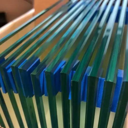 Blue Green Grey Brown Frosted Low Iron Tempered Glass Fluted Toughened Glass Panels 10mm Safety Glass For Balcony / Balustrade Furniture