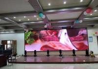 Panneau plat de l'écran 3840Hz Matrix de P2 P2.5 RVB LED annonçant l'affichage