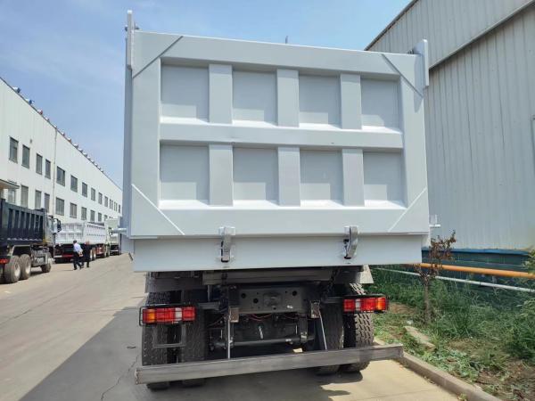 High Horsepower 400HP HOWO White Tipper Dump Truck LHD 6×4 10 Wheels