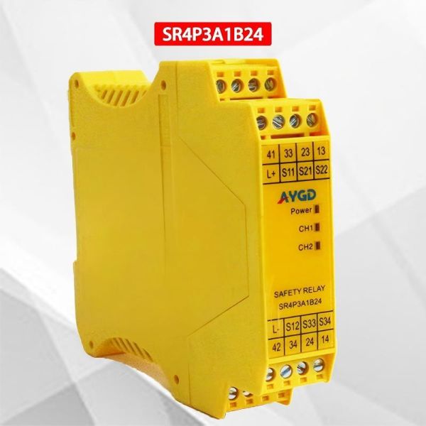 The safety relay SR4P3A1B24 replaces the emergency stop switch and safety door lock of the Lynk&Co Pilz monitoring system