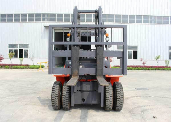 7 Tons Diesel Industrial Forklift Truck With 197MM Free Lift Height