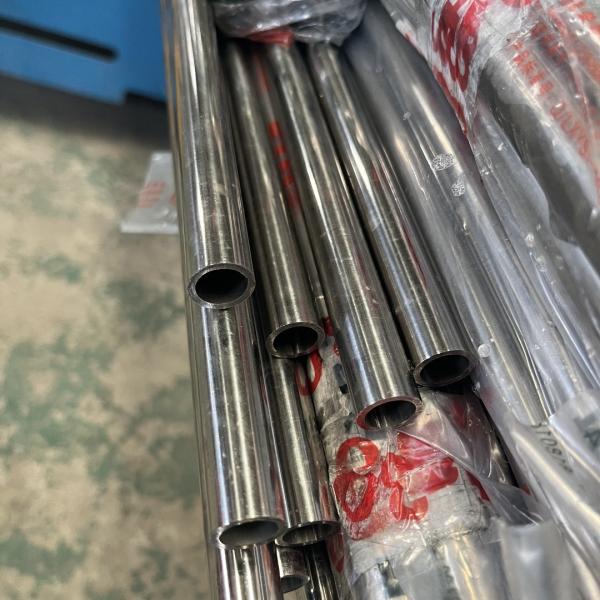 Mirror Polished Sanitary Stainless Steel Tube SUS 316L Stainless Steel Mirror Tube 51**6000mm