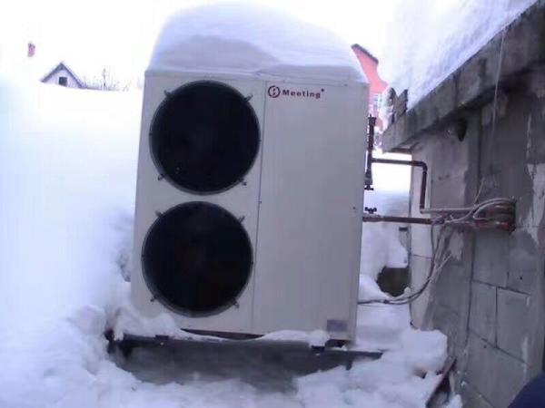 Bomba de calor de alta temperatura da fonte de ar de Md50d com tomada máxima da água da capacidade do ℃ 80 e de aquecimento de 13kw