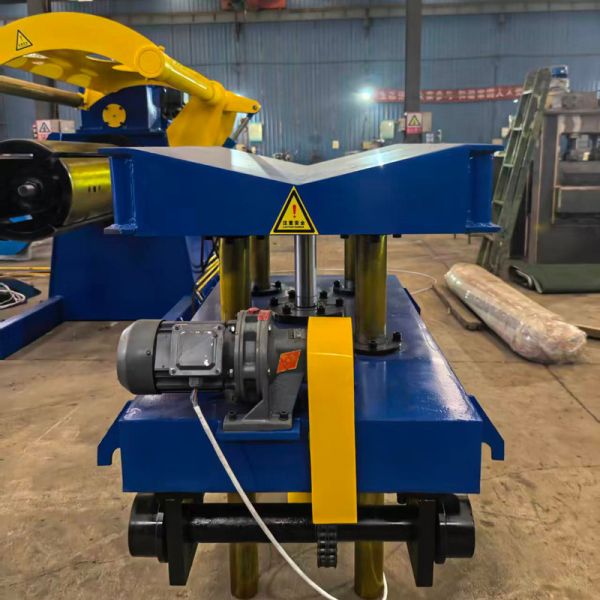 600mm Recoiling Diameter Coil Slitting Machine With Hydraulic Recoiler And Tension Control For Up To 35 Tons Capacity