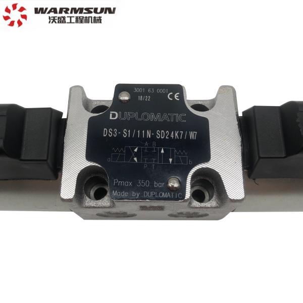 60155033 Hydraulic Solenoid Reversing Valve DS3-S110V-D24K7 For SANY Truck Crane Spare Parts