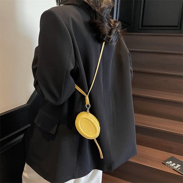 Fashionable Oval Pu Leather Women Crossbody Bag Custom Logo Travel Lipstick Case