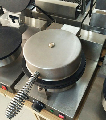 Manual Control Rotary Single Head Electric Commercial Egg Waffle Maker
