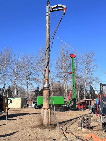 BVEM 2600 r/min rotation speed hydraulic vibroflot pile driver
