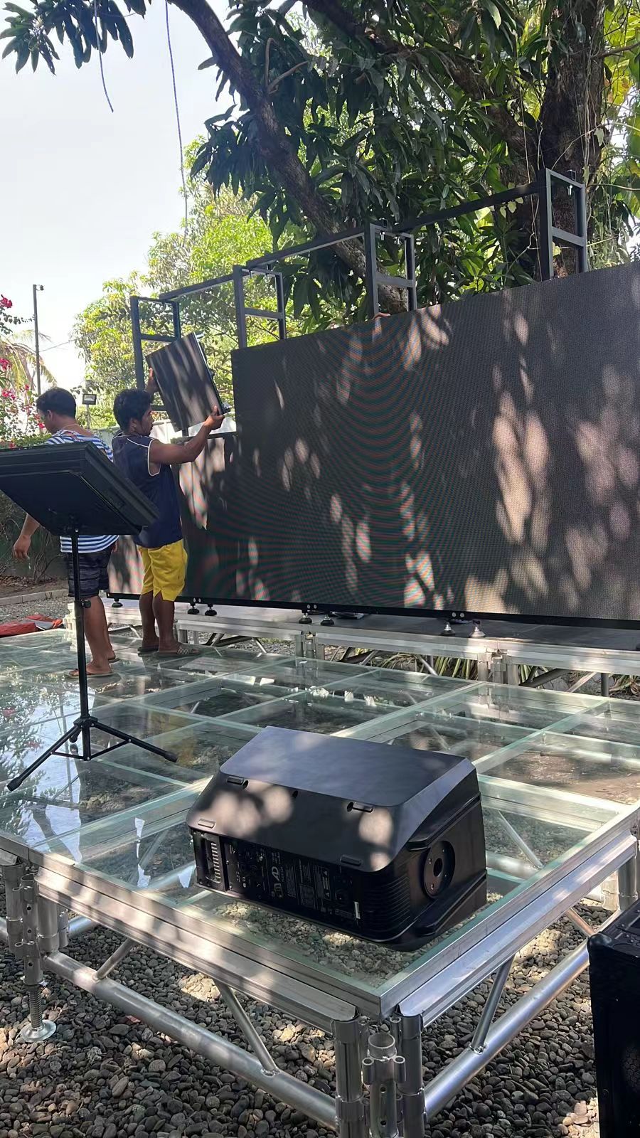 Outdoor Led Sign Panels Billboard P3.91 with 500x500mm cabinet and3840hz refresh rate