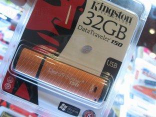 O flash marcado de USB conduz DT150