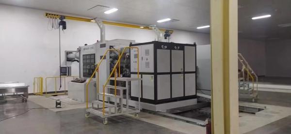 Capacitor Vacuum Metallizer for Plastic Films with Staggered Ceramic Boat Design