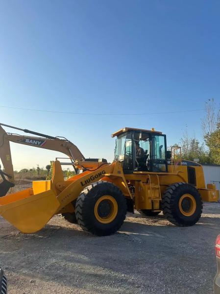 Used LIUGONG 856 Wheel Loader 250–300HP For Mining Applications