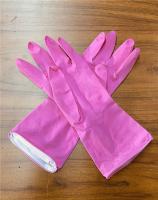 Ménage rose de gants de vaisselle de latex de Flocklined de jet de couleur