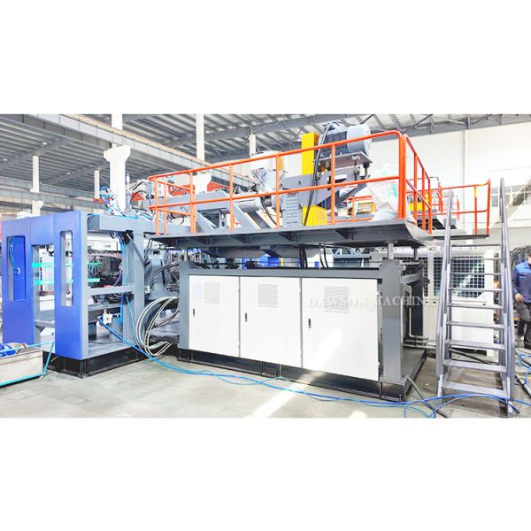 4 Screw Heating Zone Plastic Blow Molding Machine HDPE Jerrycan Bottle Production Line Clamping Force 270 KN Technology