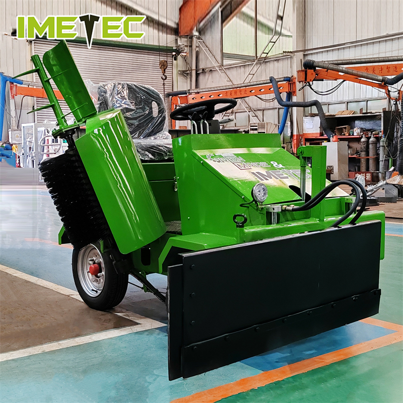 Smart Battery Operated Feed Pusher for Cows – Improve Feed Intake & Reduce Labor