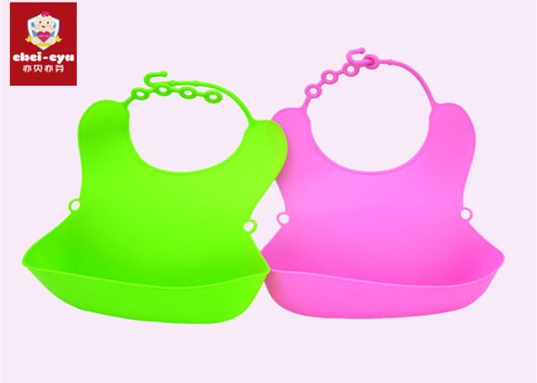 Customized Logo Baby Shampoo Cap Anti Bacterial Waterproof Baby Bibs Set 3mm Thickness