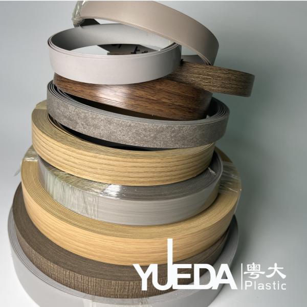 Moderne étanche à l'eau en bois placage bordure bande PVC flexible bordure bande 11 couleurs