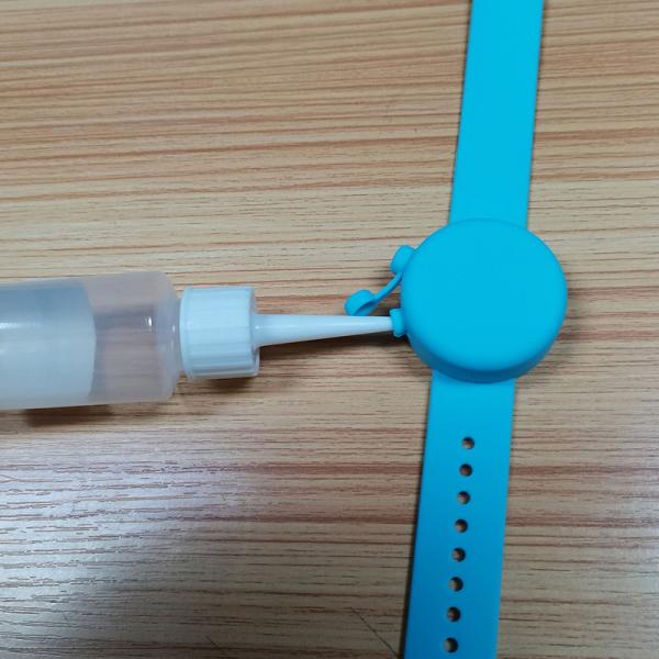 Hand Sanitizer Silicone Refillable Wristband Wearable Dispenser Bracelet  Gel Holder