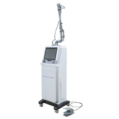 Máquina fracionária do laser do CO2 do equipamento da beleza da remoção das cicatrizes da acne do enrugamento