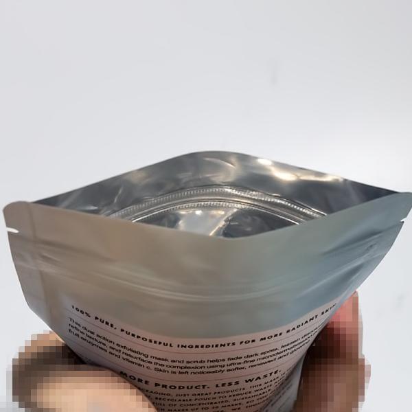 Eco - Friendly Stand Up Pouches For Skincare Products Packaging With Recyclable Materials And Customizable Branding logo.