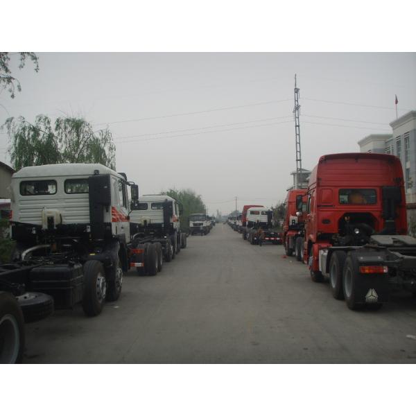 Sinotruk Prime Mover Truck with Hydraulic Steering Semi Tractor Truck