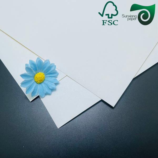 FSC 80gm 90gm Papel de etiqueta de botellas de bebidas recubierto de un lado para impresión 37 23