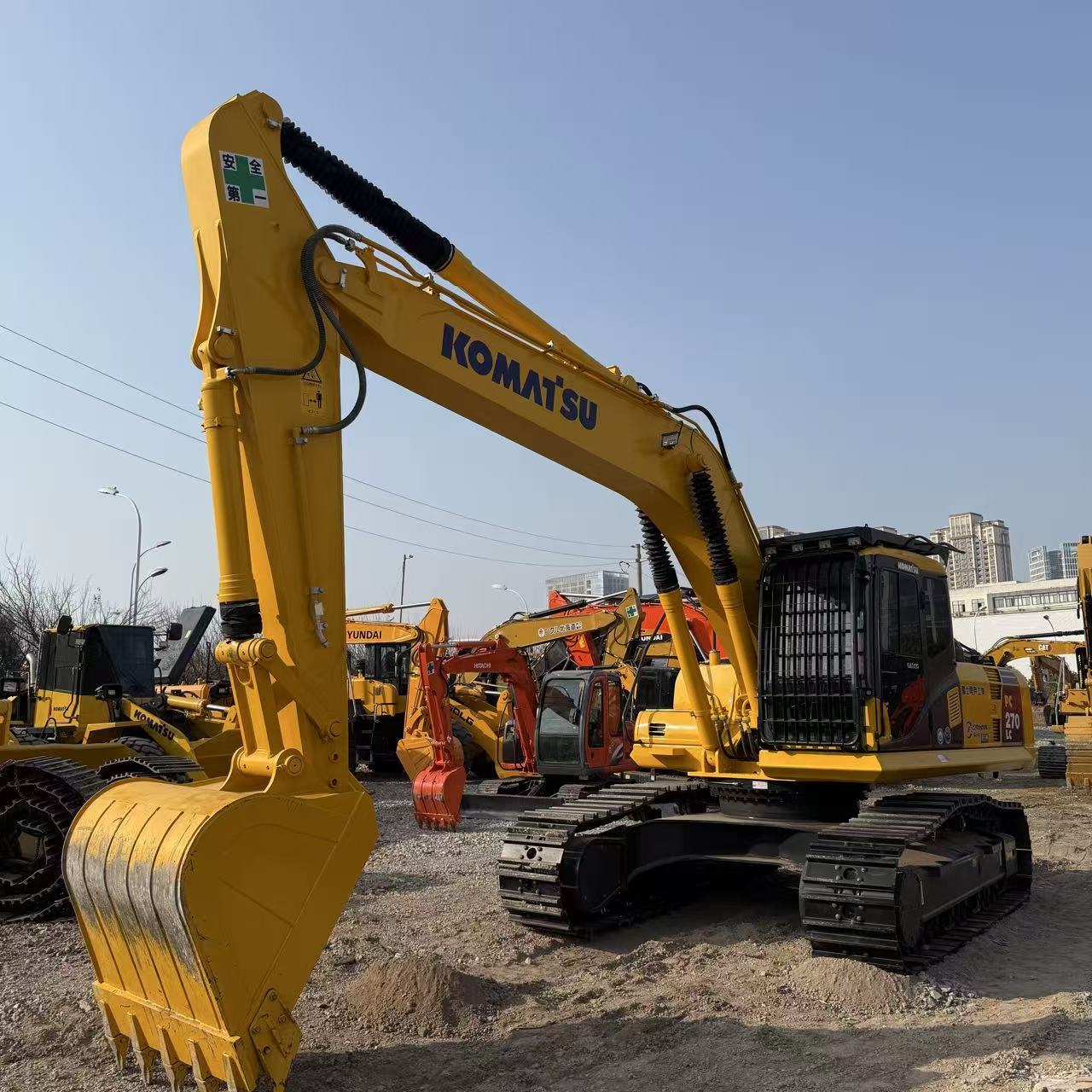 Good Price High Cost-effective Used Komatsu PC270 27 Tons Hydraulic Crawler Secondhand Used Excavator for Farm Sale