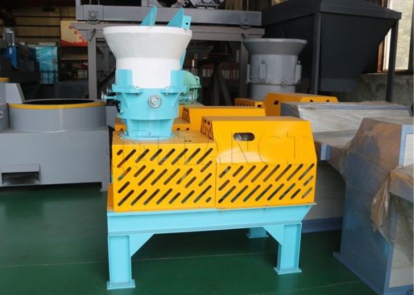 Chicken Manure Granulation Equipment Advanced Flat Film Extrusion Granulator