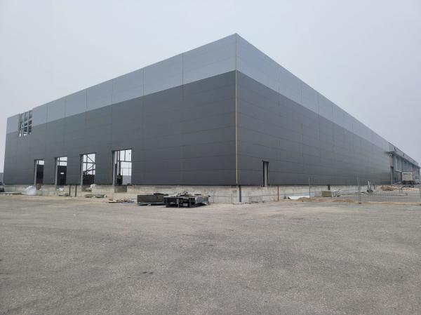 Q355B Steel Structure Industrial Warehouse Hangar with High Strength Bolts