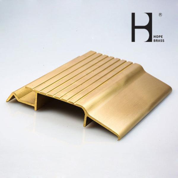 Hot Sales 9ft Straight Non-slip Brass Insert for Stair Usage Lead Copper Alloy Brass Extruding Profiles for Decoration