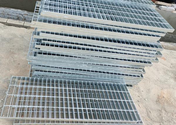 Anti Skid Catwalk Grating Walkway Hot Dip Galvanizing For Viewing Platform