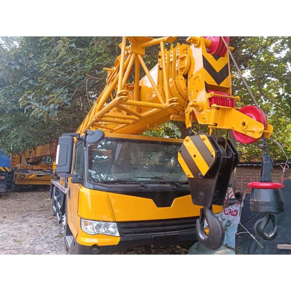 25 Ton QY25 Telescopic Mobile Crane Max Height 39.21m Hydraulic Folding Truck Crane