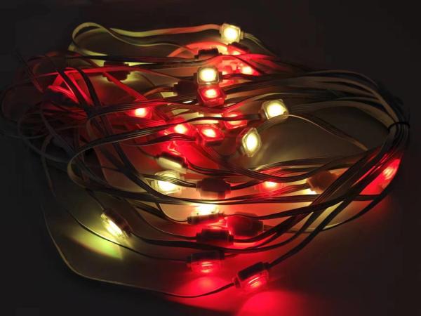 Les lumières de décoration de la maison de vacances ensemble de lumières extérieures Smart WiFi Outdoor point pixel lumières