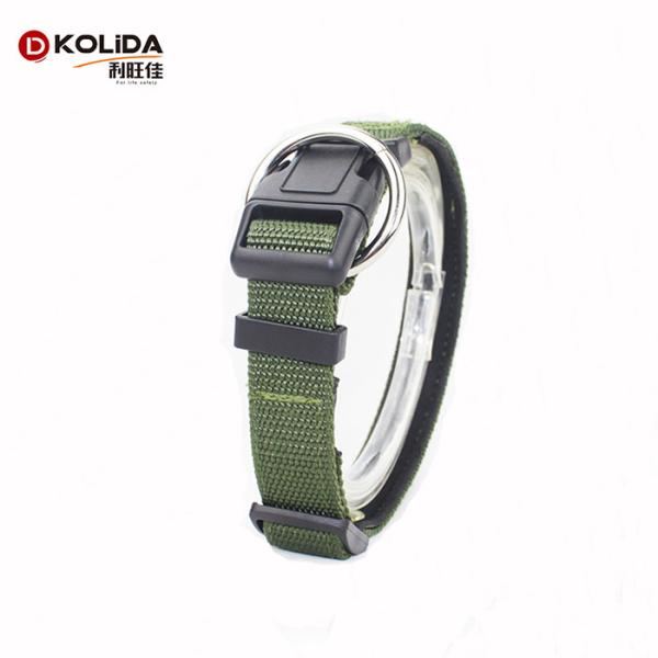 Adjustable Stylish Nylon Dog Collars All Seasons Customized Brand Logo