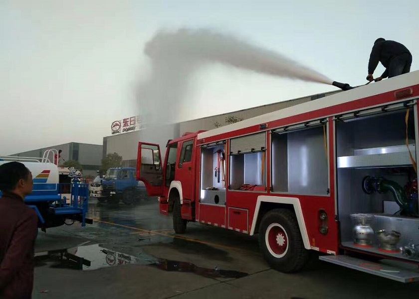 Тележка ручного привода 10000L Isuzu Cxa 6X4 левая противопожарная