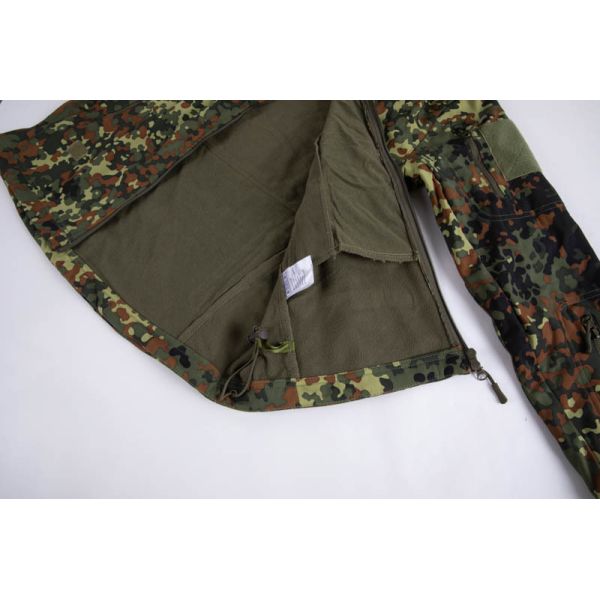 Windproof Fleece Lined Hunting Jacket with Flecktarn Camouflage for Woodland Tactical Use