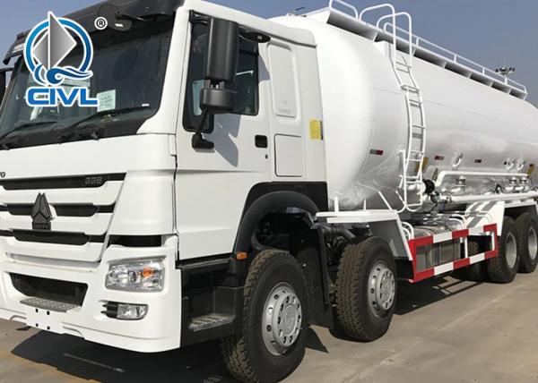8x4 30CBM Dry Bulk Cement Powder Tank Liquid Tanker Truck Manual Transmission