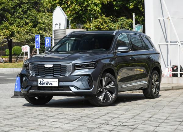 Auto Geely Car Xingyue L Monjaro Veículo a combustível a gasolina 2.0T SUV Carros