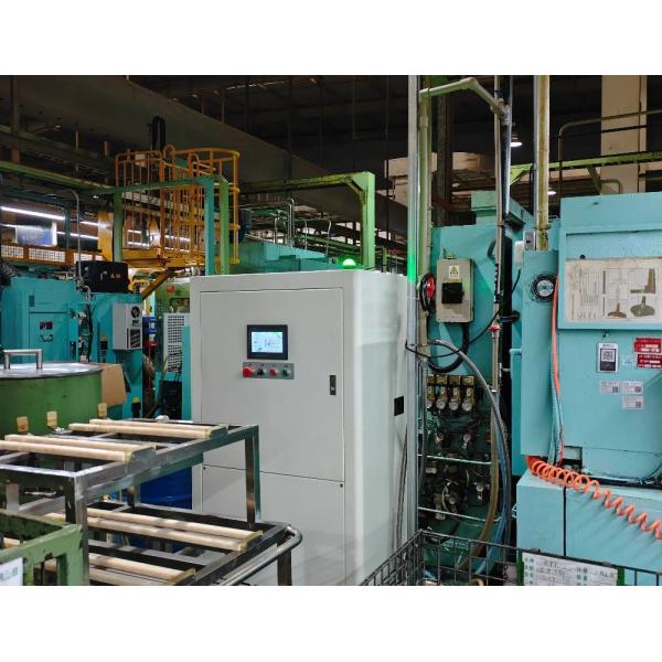 Liquid dispenser, automatic quantitative liquid dispensing, automatic alarm when full