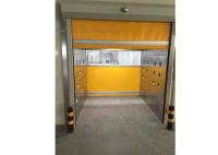 Porta automática de rolamento rápida do armário de aço inoxidável do túnel do chuveiro de ar da carga