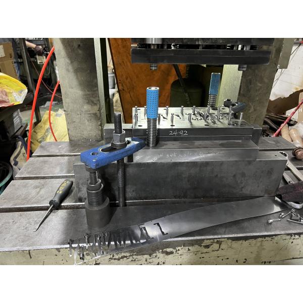 Home continuous die shrapnel OEM custom copper iron aluminum sheet metal processing metal stamping