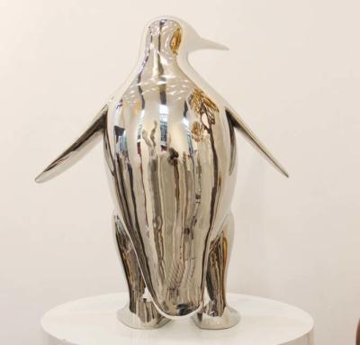 Contemporary Indoor Penguin Metal Animal Sculptures With Steam Resistance