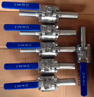 Compact Forged Steel Ball Valve Full Or Reduced Port Design Low Emission Control