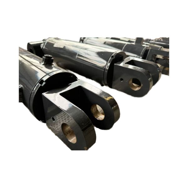 Hard Chrome Plated Steel Agricultural Hydraulic Cylinder With Double Earring Structure