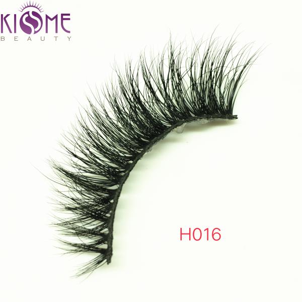 Cruelty - Free Luxury Eyelashes Mink Lashes  /  EWL Round Mink Eyelash Bar