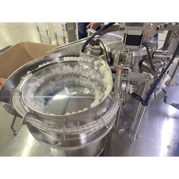 Plunger Type Automatic Plastic Syringe Gel Filling and Capping Machine