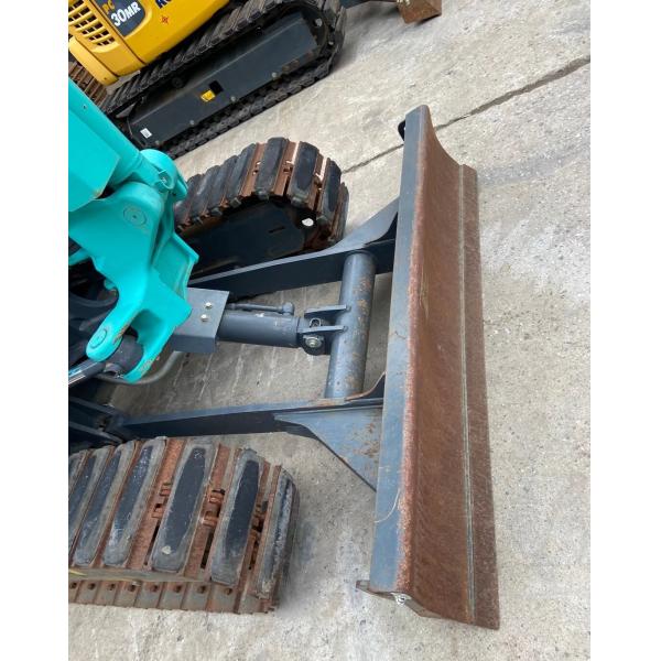 Original Hydraulic Valve Used Kobelco SK30SR Excavator Mini Excavator 3ton in Japan