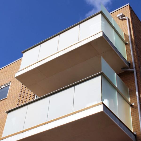 Aluminum Flat Curved Frameless Building Glass Panel , Balcony Glass Balustrade Handrail System